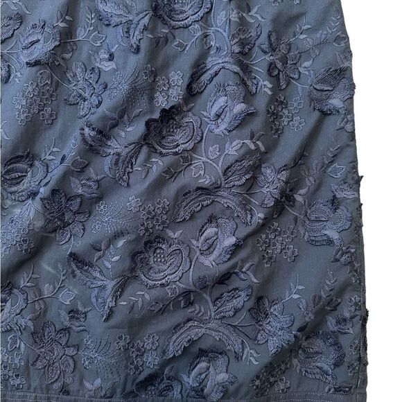 Talbots Embroidered Clipped Floral Shift Dress Navy Size 4 - Picture 5 of 14